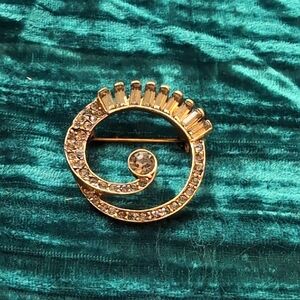 Elegant Gold and Silver Brooch
